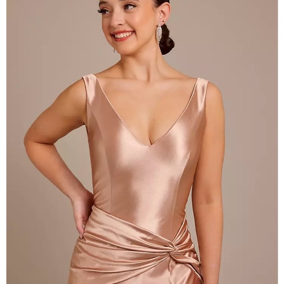 Like new,gorgeous Galena Signature satin bridesmaid dress in Cinnamon(1st 4 pics - Picture 6 of 10
